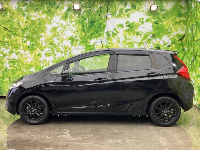 フィット1.5 ハイブリッド Fパッケージ コンフォートエディション