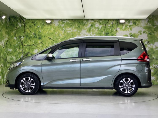 フリード+1.5 クロスター ホンダセンシング