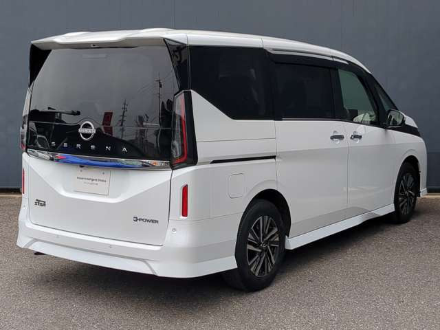 セレナ1.4 e-POWER ハイウェイスターV