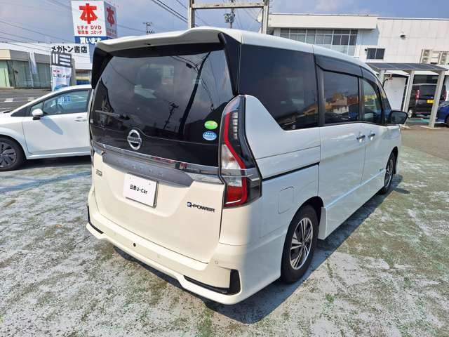 セレナ1.2 e-POWER ハイウェイスター