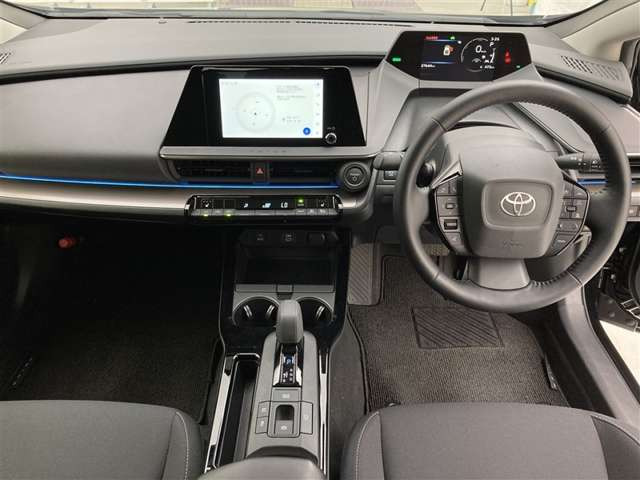 プリウス1.8 U E-Four 4WD