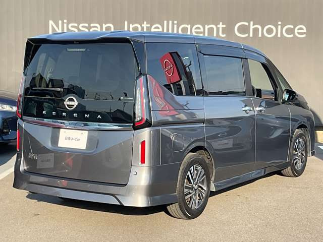 セレナ2.0 ハイウェイスターV