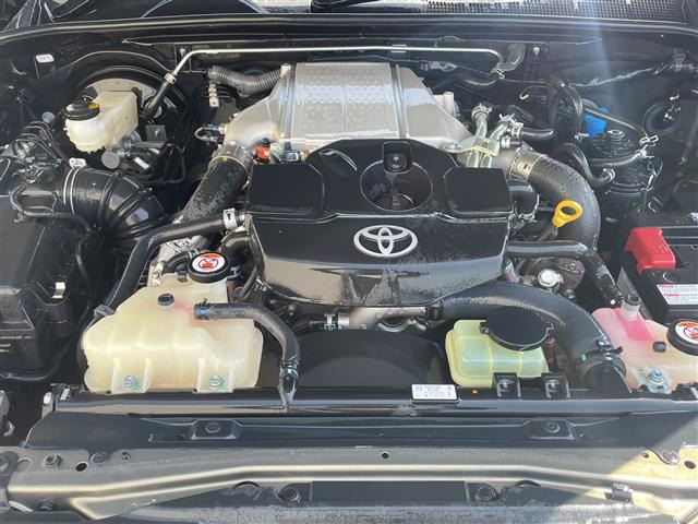 ハイラックス2.4 Z ディーゼル 4WD