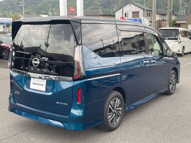 セレナ1.4 e-POWER ハイウェイスターV
