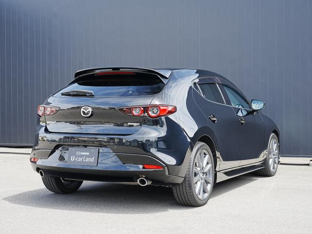 MAZDA3ファストバック1.8 XD バーガンディ セレクション