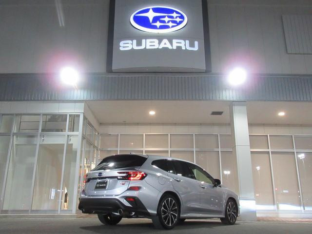 レヴォーグ1.8 STI スポーツ EX 4WD