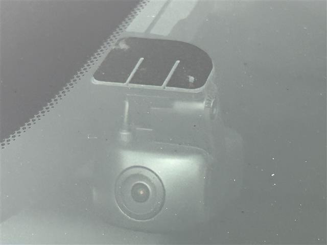 ノート1.2 AUTECH クロスオーバー FOUR 4WD