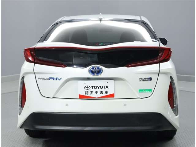 プリウスPHV1.8 A