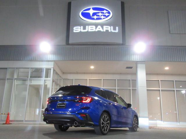 レヴォーグ1.8 STI スポーツ EX 4WD