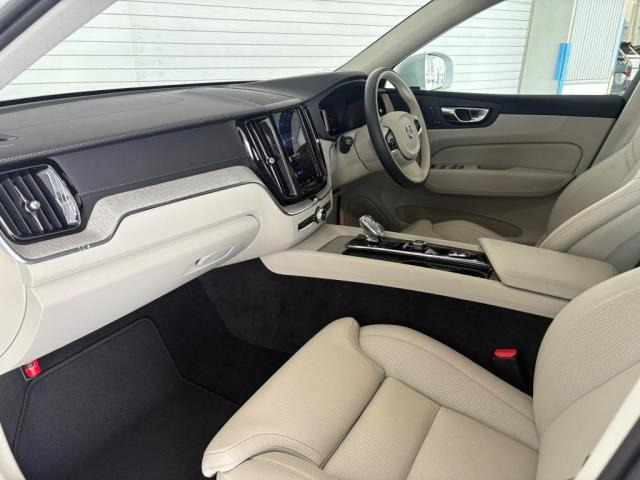 XC60アルティメット B5 AWD 4WD