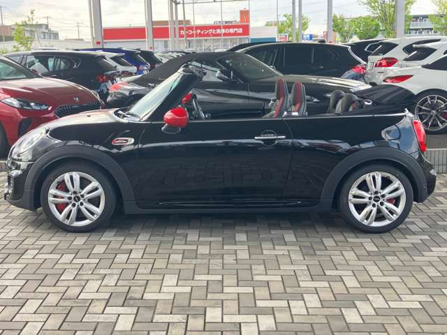 ミニコンバーチブルジョン・クーパー・ワークス