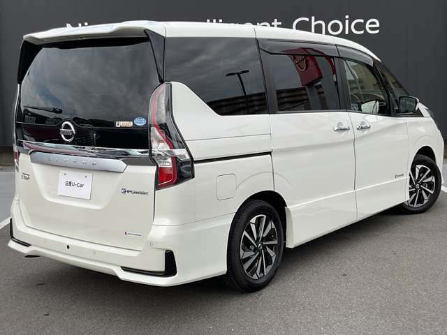 セレナ1.2 e-POWER ハイウェイスターV