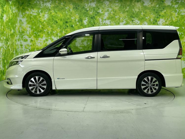 セレナ2.0 ハイウェイスター Vセレクション