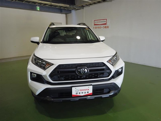 RAV42.0 アドベンチャー オフロードパッケージ 4WD