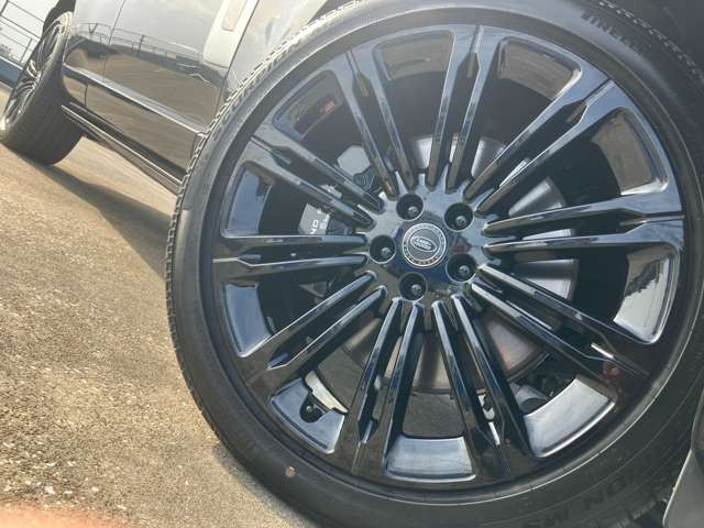 レンジローバーSV 4.4L P615 スタンダードホイールベース 4WD