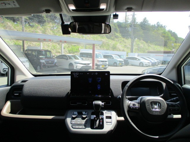 フリード1.5 e:HEV エアー EX