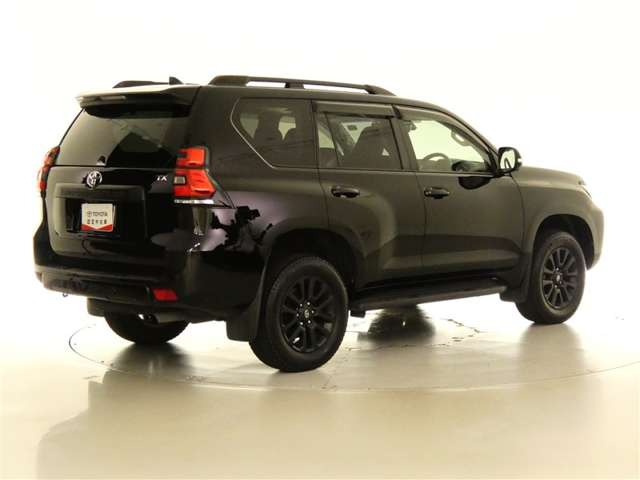 ランドクルーザープラド2.7 TX Lパッケージ マットブラック エディション 4WD