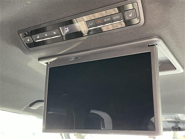 ヴォクシー1.8 ハイブリッド S-Z