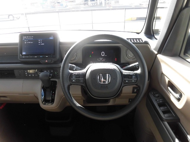 N-BOXジョイ モノトーン