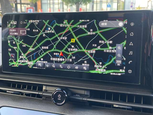 セレナ1.4 e-POWER XV