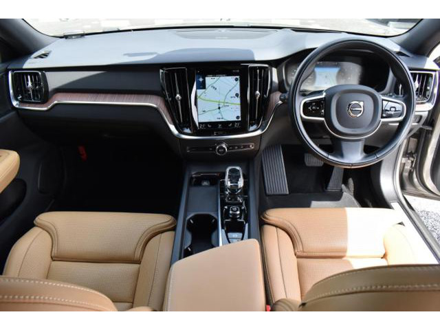 V60B5 インスクリプション