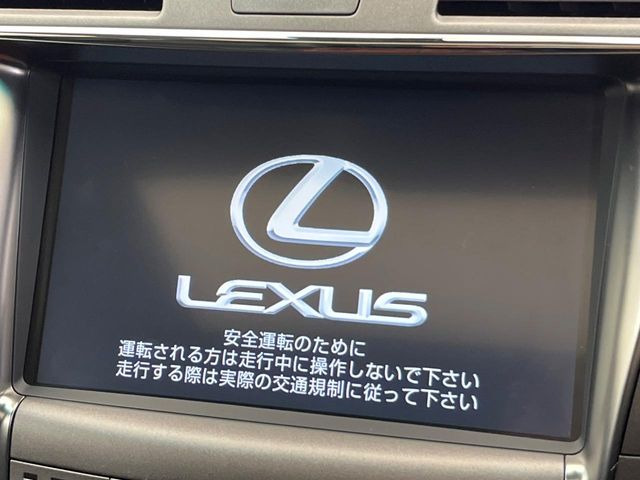 �y���[�J�[�����i�r�z�C���e���A�ɗn�����ރX�^�C���b�V���ȁu��p�݌v�v���[�J�[�i�r�𑕔��􎋔F���⑀�쐫�ȂǊ�{���\�ɂ��D��A���㎿�ȃJ�[���C�t�����y���݂��������܂��B