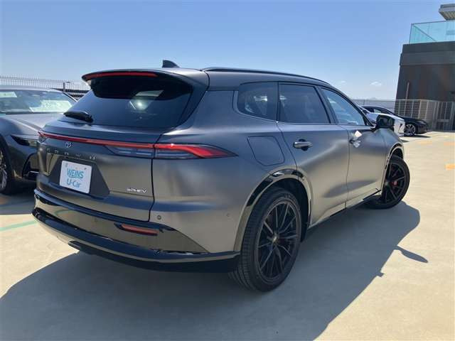 クラウンエステート2.5 RS ザ リミテッド マット メタル E-Four 4WD