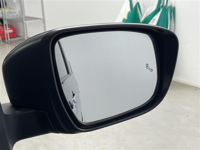 セレナ1.2 e-POWER ハイウェイスターV