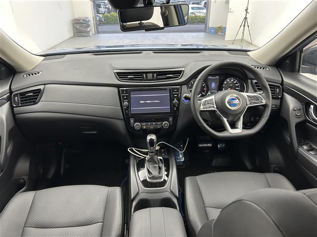 エクストレイル2.0 20Xi ハイブリッド 4WD