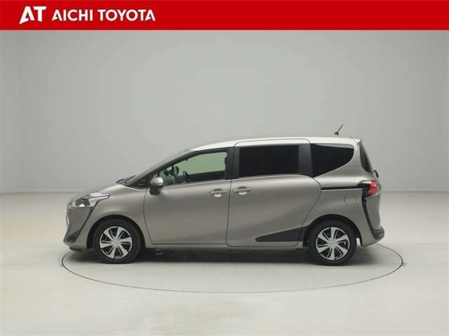 シエンタ1.5 ファンベース G クエロ