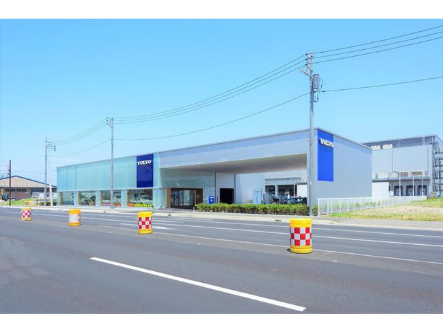 XC40T4 モメンタム