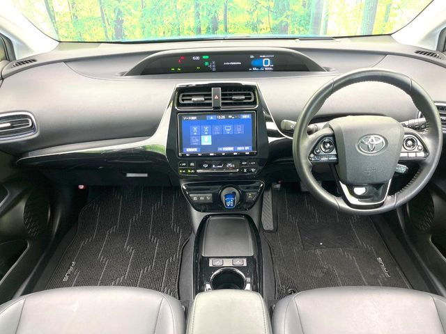 プリウス1.8 A ツーリングセレクション