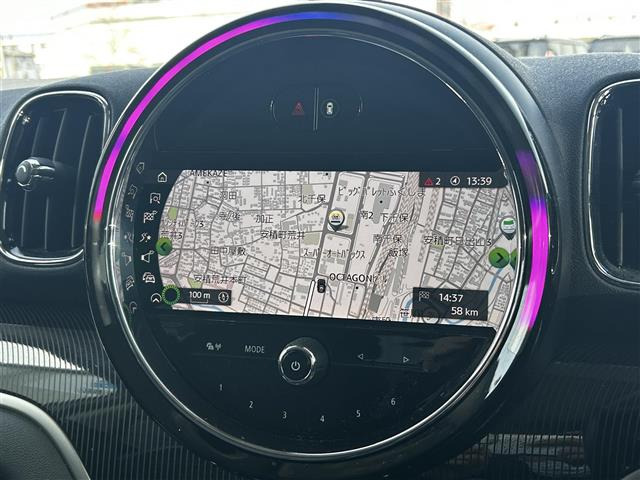 ミニクロスオーバークーパー オール4 4WD