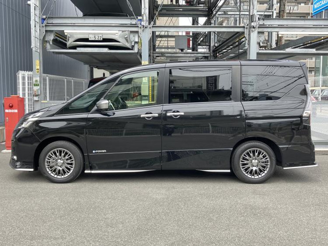 セレナ1.2 e-POWER AUTECH セーフティパッケージ