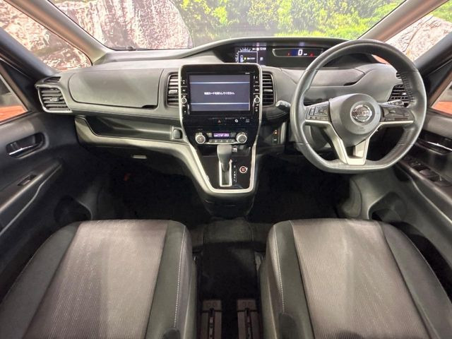 セレナ2.0 ハイウェイスター VセレクションII