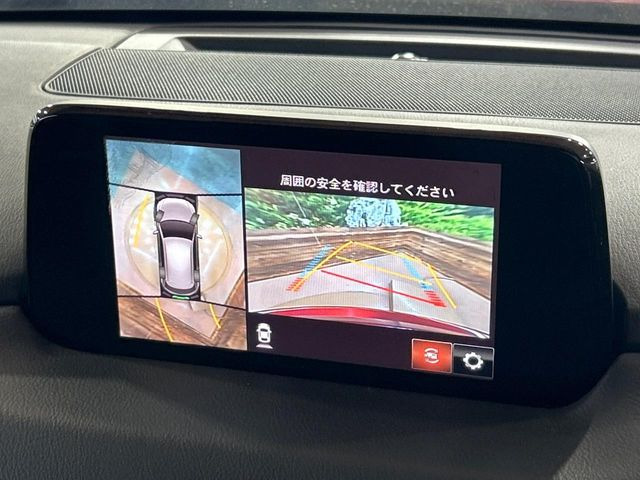 �y360&deg;�r���[���j�^�[�z��p�̃J�����ɂ��A�ォ�猩���낵���悤�Ȏ��_��360�x�N���}�̎��͂��m�F���邱�Ƃ��ł��܂������p�������m�F���₷���A�����ꏊ�ł̐؂�Ԃ��⒓�Ԃ��X���[�Y�ɍs���܂��B