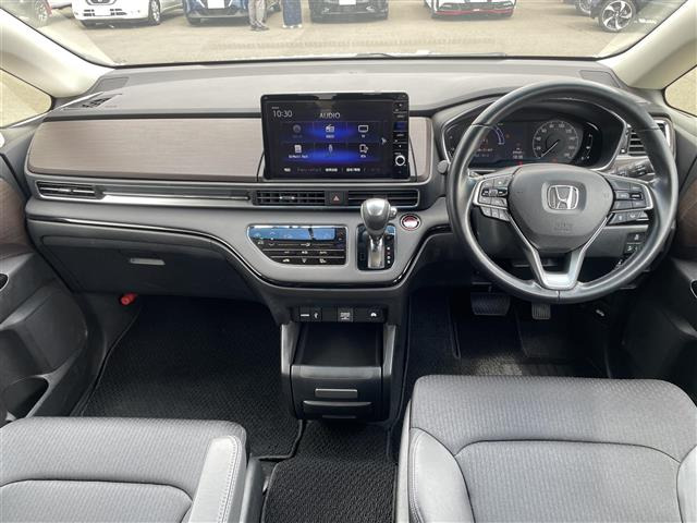 オデッセイ2.0 e:HEV アブソルート