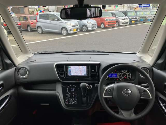 �S�̓I�ɃL���C�ȓ����ł�