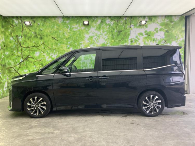 ヴォクシー1.8 ハイブリッド S-Z