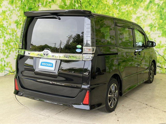 ヴォクシー2.0 ZS