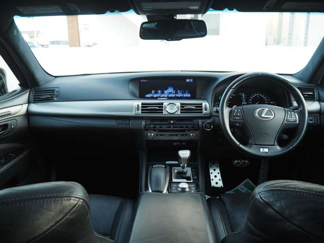 LS600h Fスポーツ 4WD