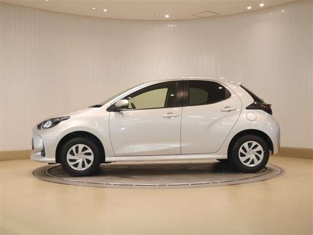 ヤリス1.5 X 4WD