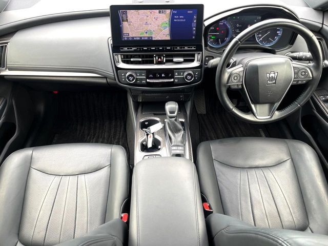 クラウンハイブリッド 2.5 RS アドバンス