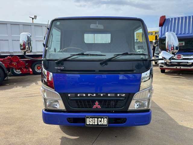 キャンターダンプ