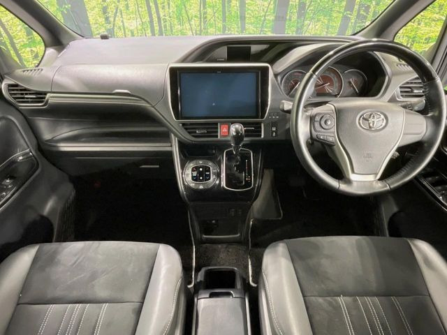 エスクァイア2.0 Gi プレミアムパッケージ ブラックテイラード