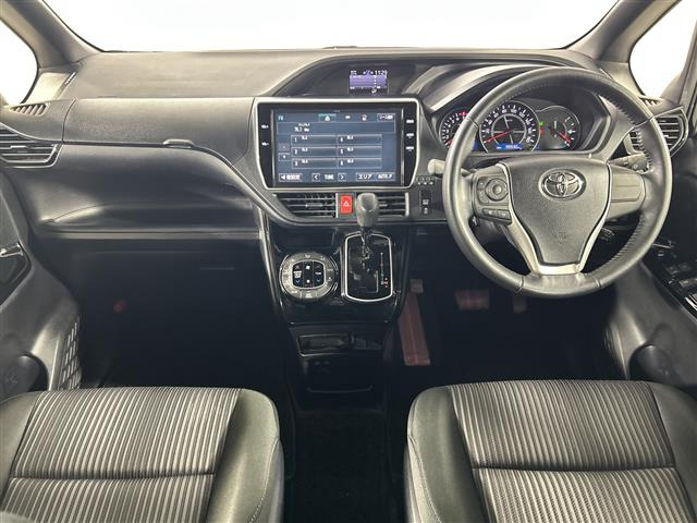 ヴォクシー2.0 ZS