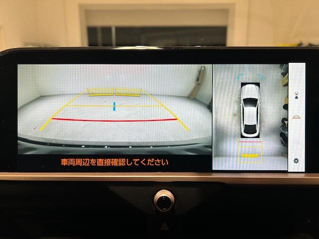 クラウンクロスオーバー2.5 G アドバンスト レザー パッケージ E-Four 4WD