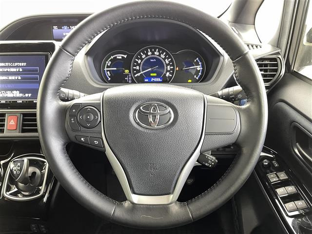 ノア1.8 ハイブリッド Si