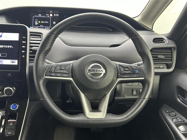 セレナ1.2 e-POWER ハイウェイスターV