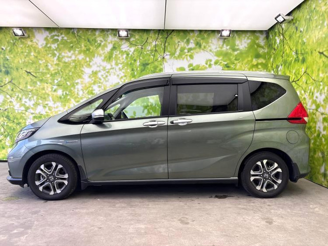 フリード1.5 ハイブリッド クロスター ホンダセンシング